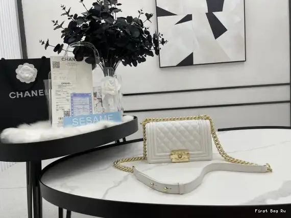 First Bag Ru BAG BOY CHANEL 0513